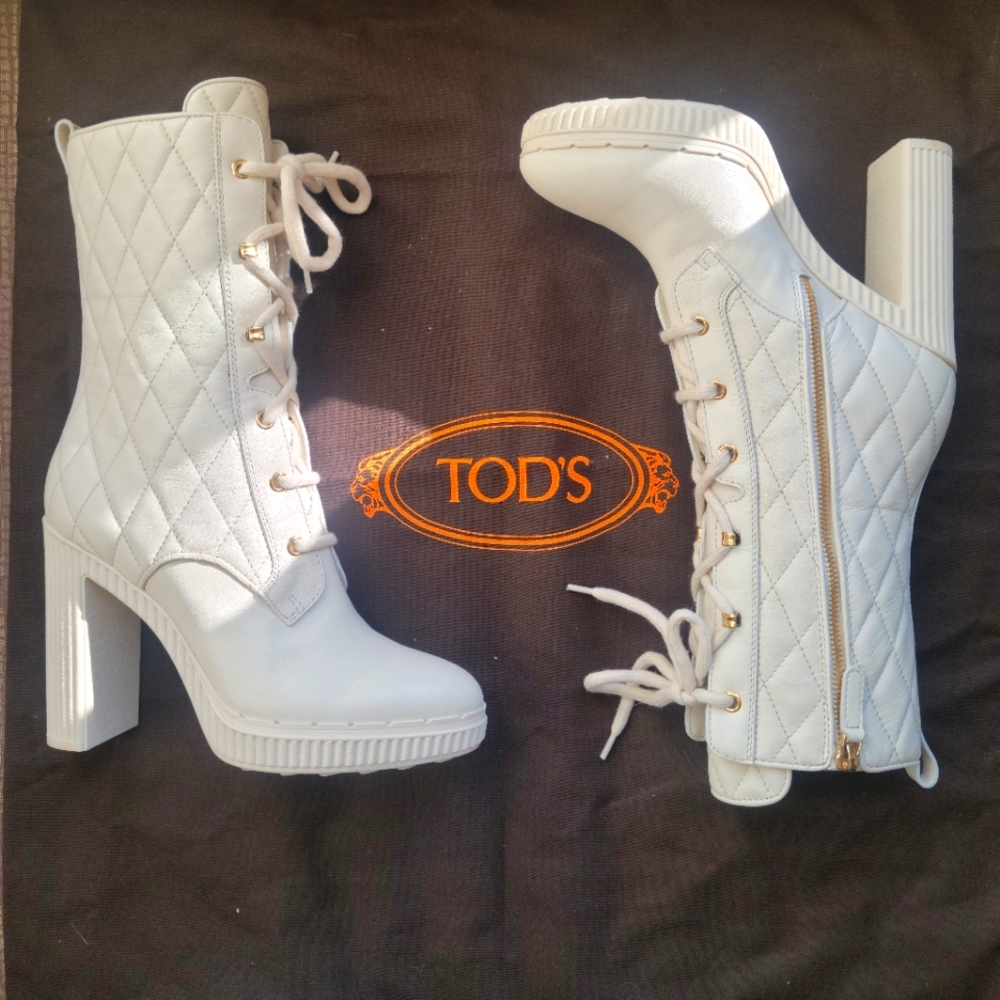 Tod's super cute high heeled boots